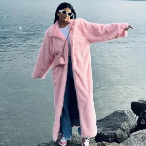 Розкішне пальто з штучного хутра