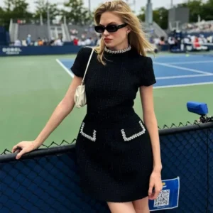 Елегантна твідова сукня