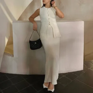 Трикотажний комплект: топ і максі-спідниця